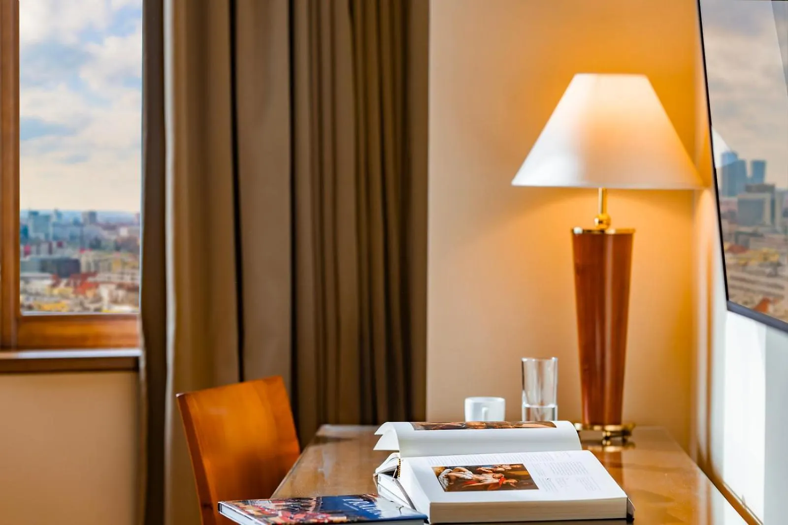 Grand Hotel Prague Towers - Czech Leading Hotels