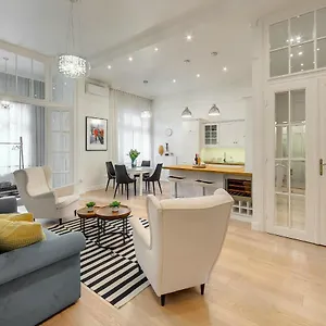  Apartman Romantic Riverview Bestern Magyarország