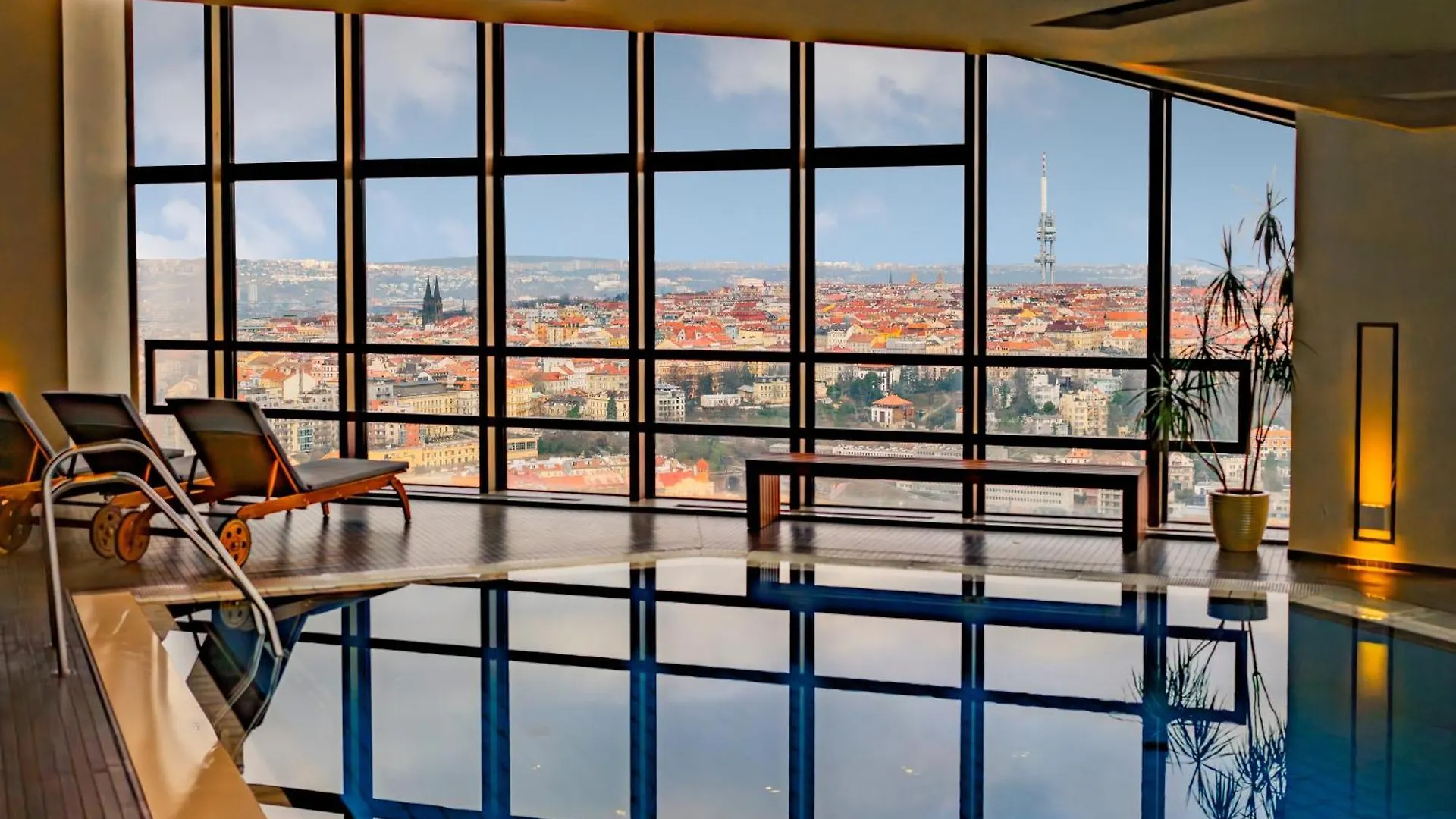 Grand Hotel Prague Towers - Czech Leading Hotels